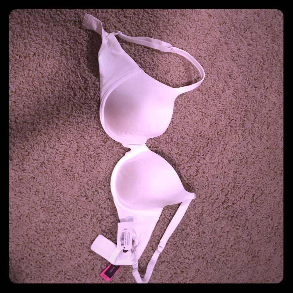 La Senza NWT So Free Lightly Lined White Bra